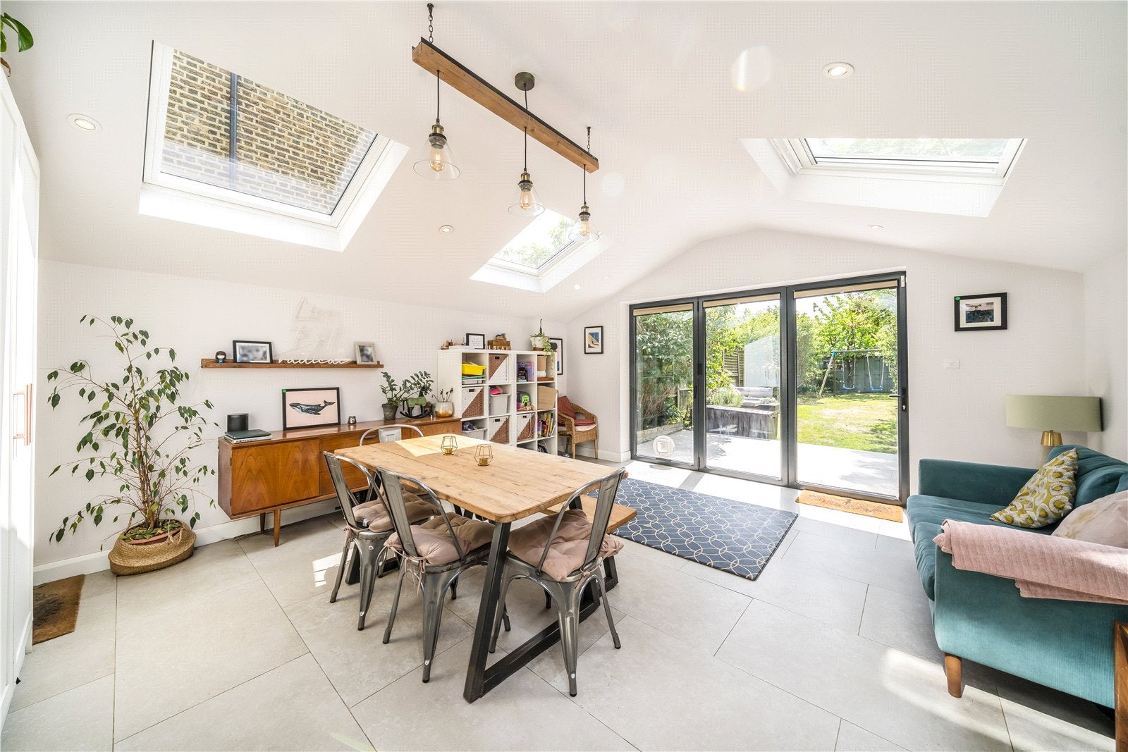 Flat Longley Road in Greater London