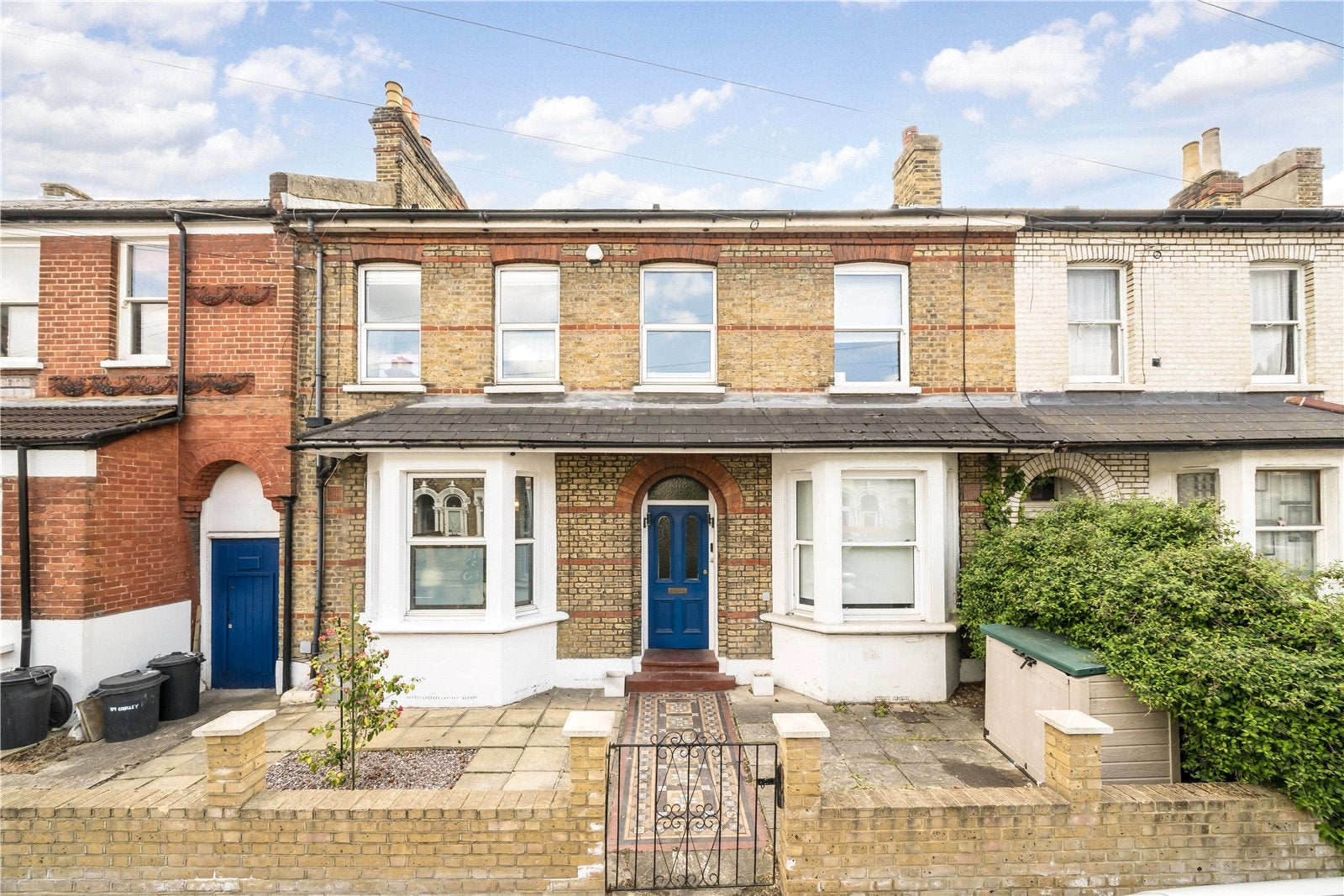 Flat Longley Road in Greater London