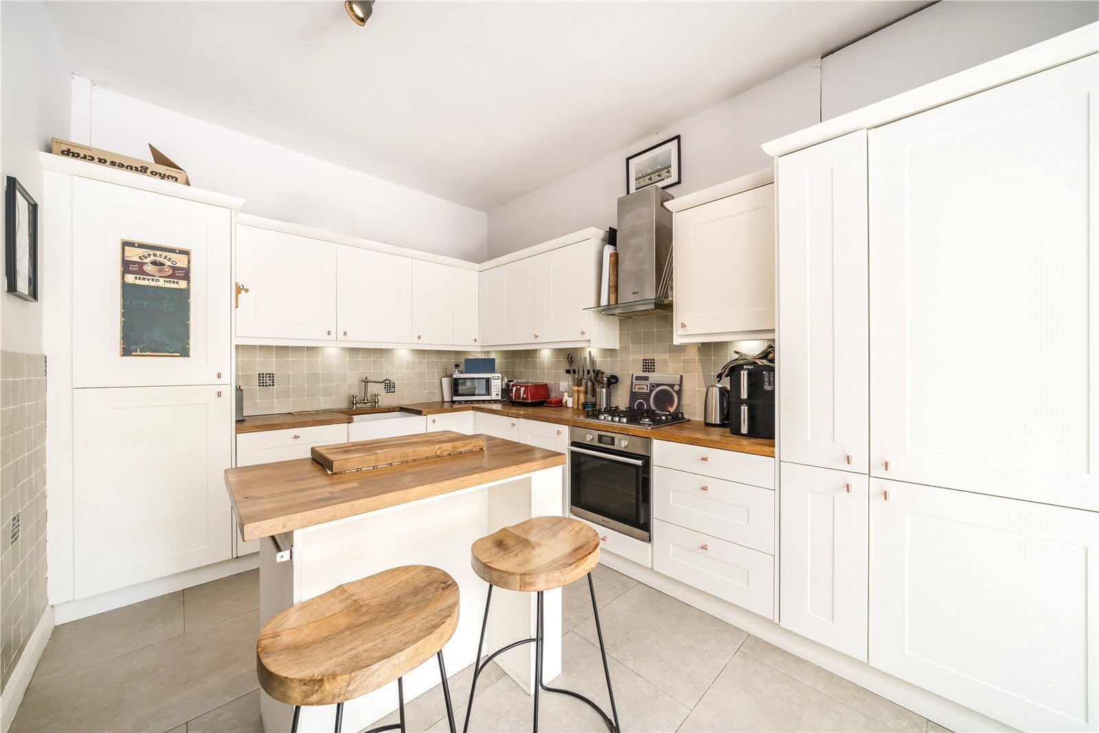 Flat Longley Road in Greater London
