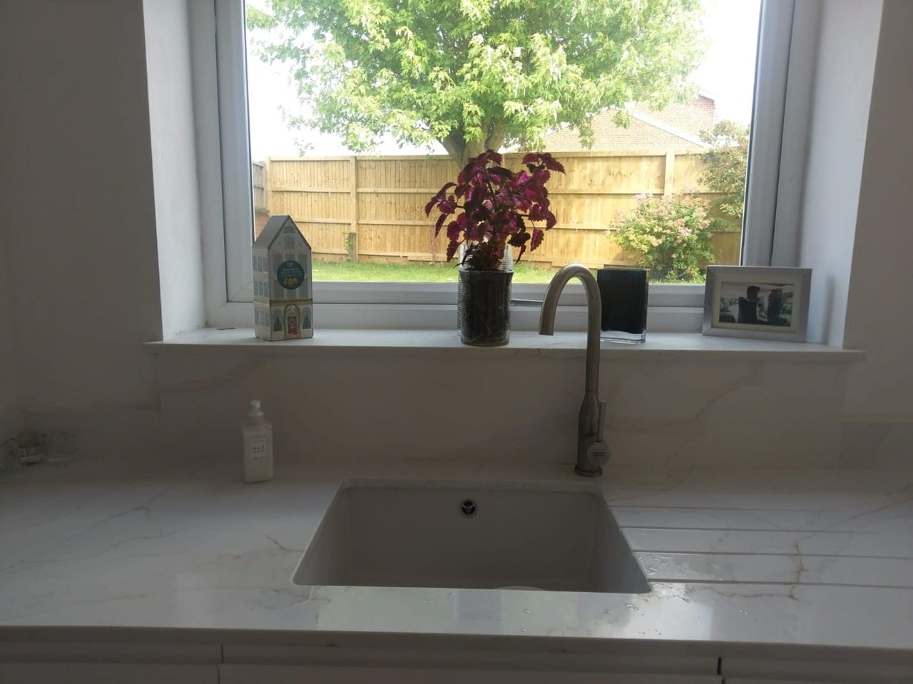 Room Millais Close in Nuneaton and Bedworth