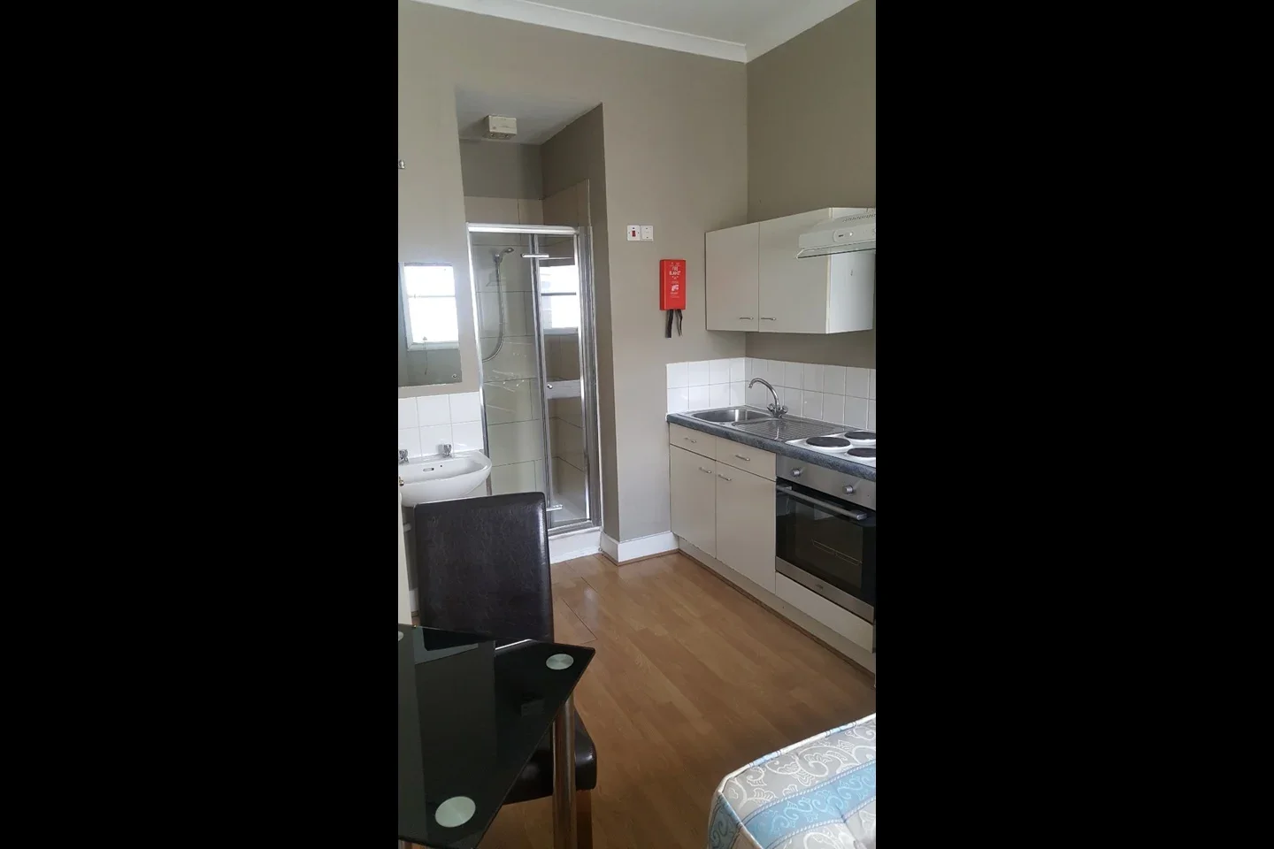 Room Hogarth Road in Greater London