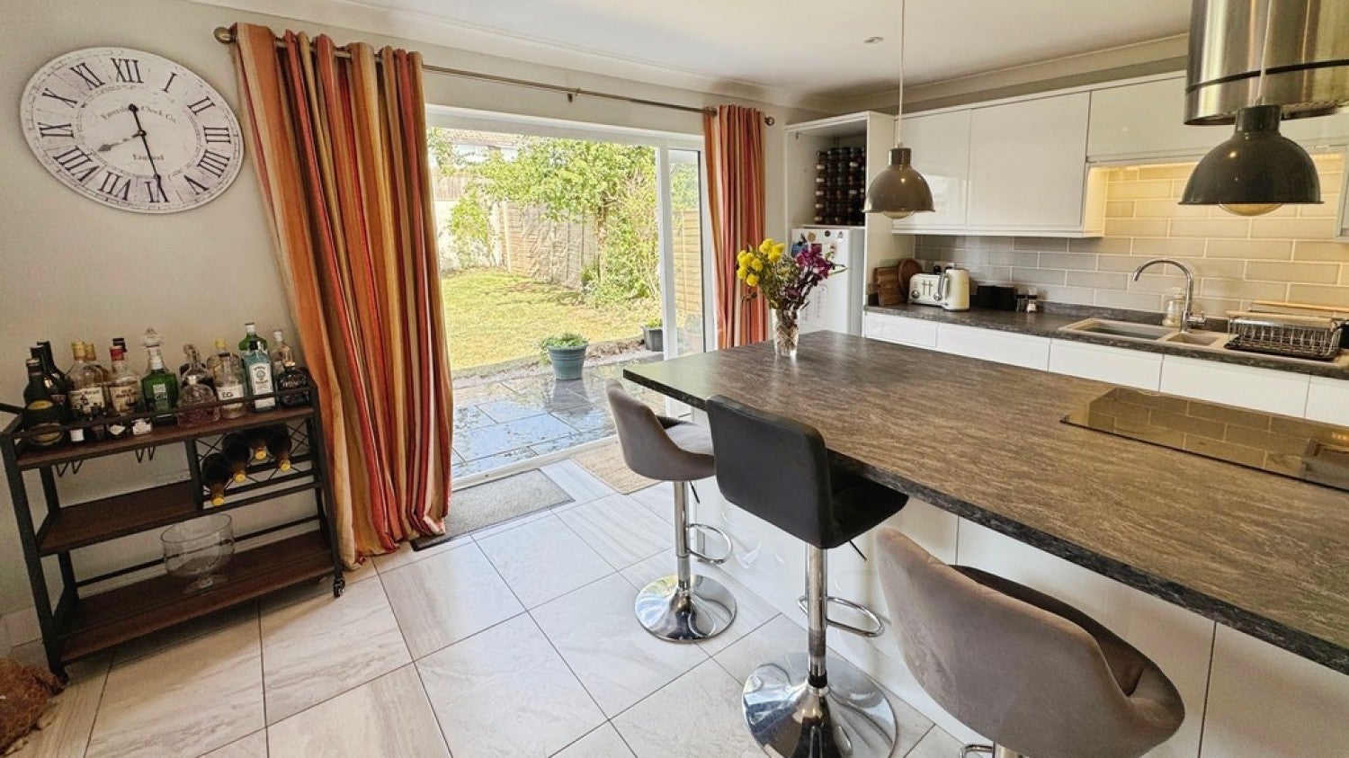 House Holbrook Lane in Trowbridge