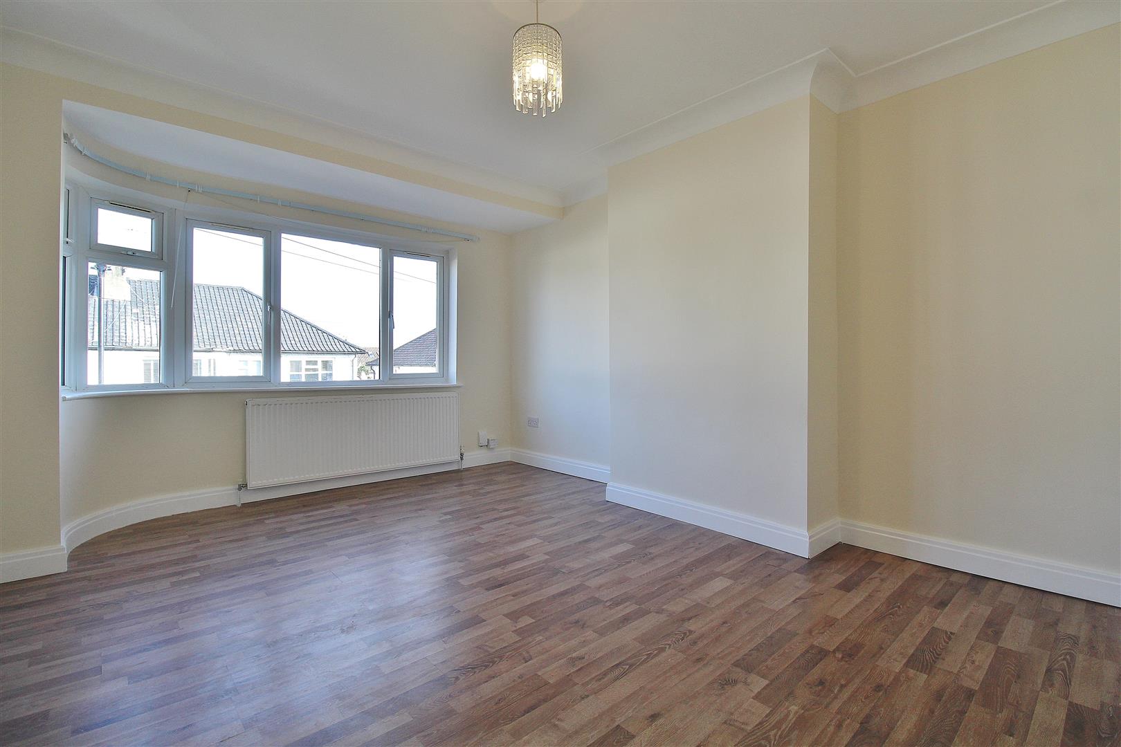 Flat Redesdale Gardens in Greater London