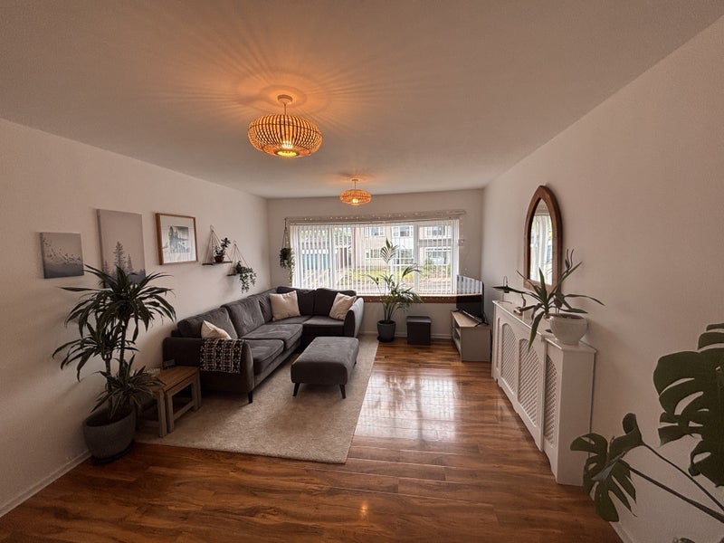 Flat Greenfield Road in City of Edinburgh