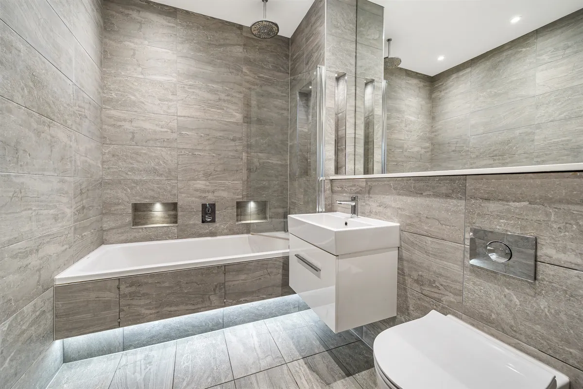 Flat Muswell Hill in Greater London
