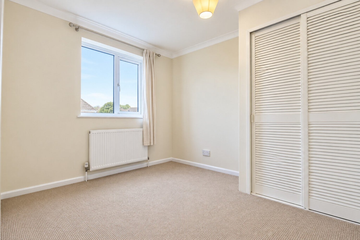 House Cleveland Close in Cherwell District