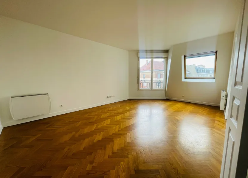 Appartement Place de Forchheim à Le Perreux-sur-Marne