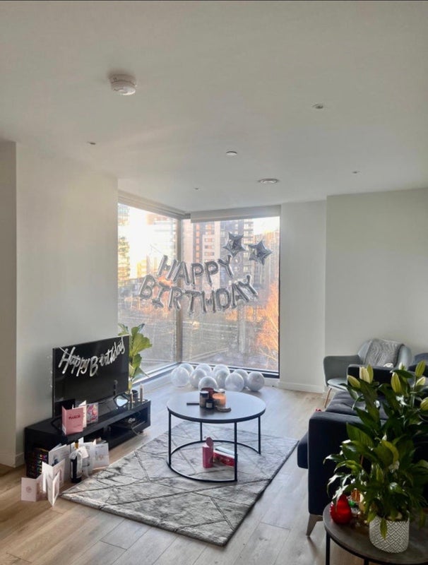 Room Aspin Lane in Manchester