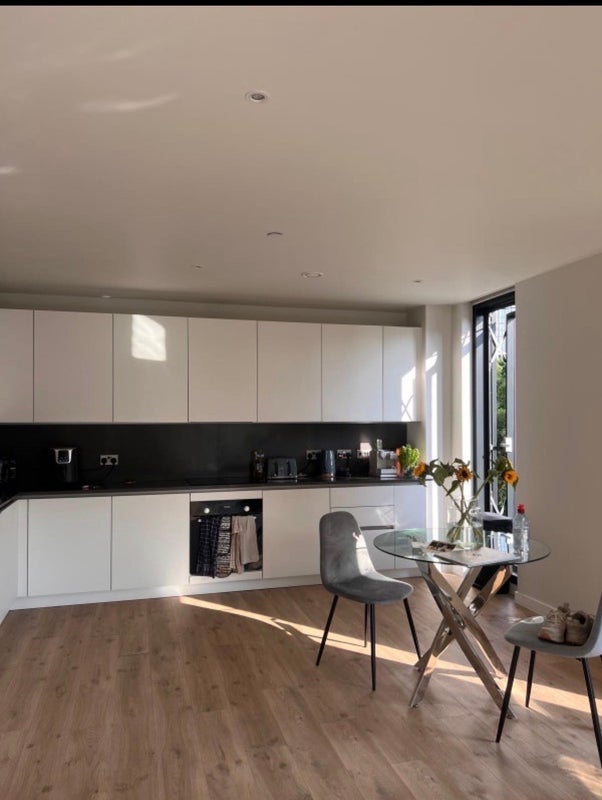 Room Aspin Lane in Manchester
