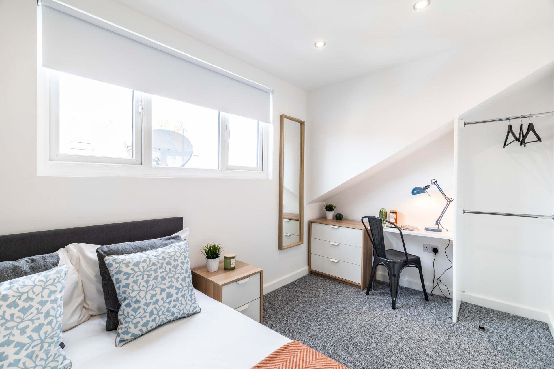 Room Beechwood View in Leeds