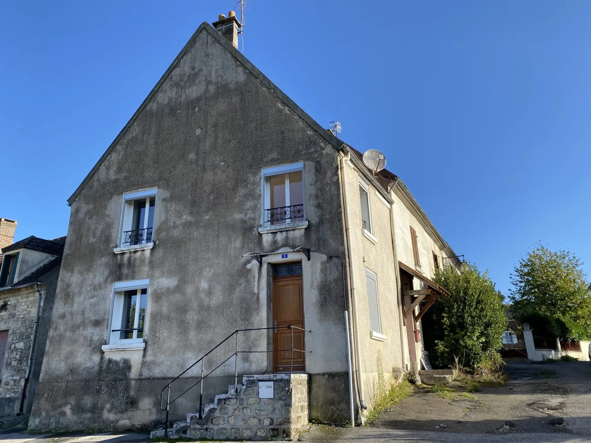 House Rue Cyrille in Boué