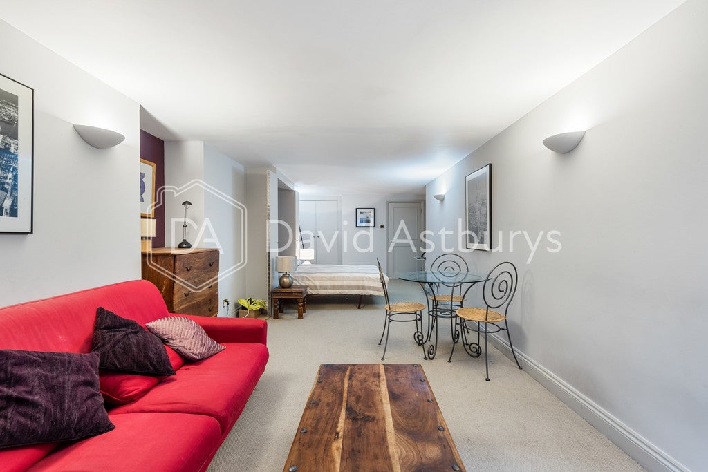 Flat Bishopsgate in City of London