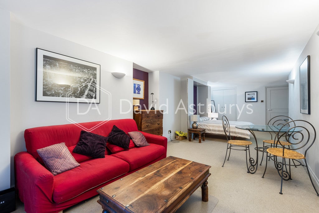 Flat Bishopsgate in City of London