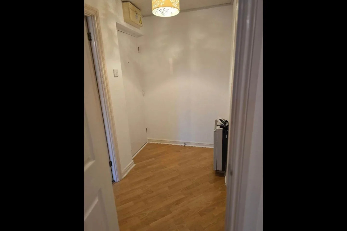 Flat Woodgate Drive in Greater London