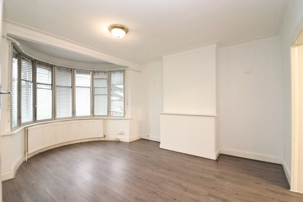 House Tolworth Rise South in Greater London