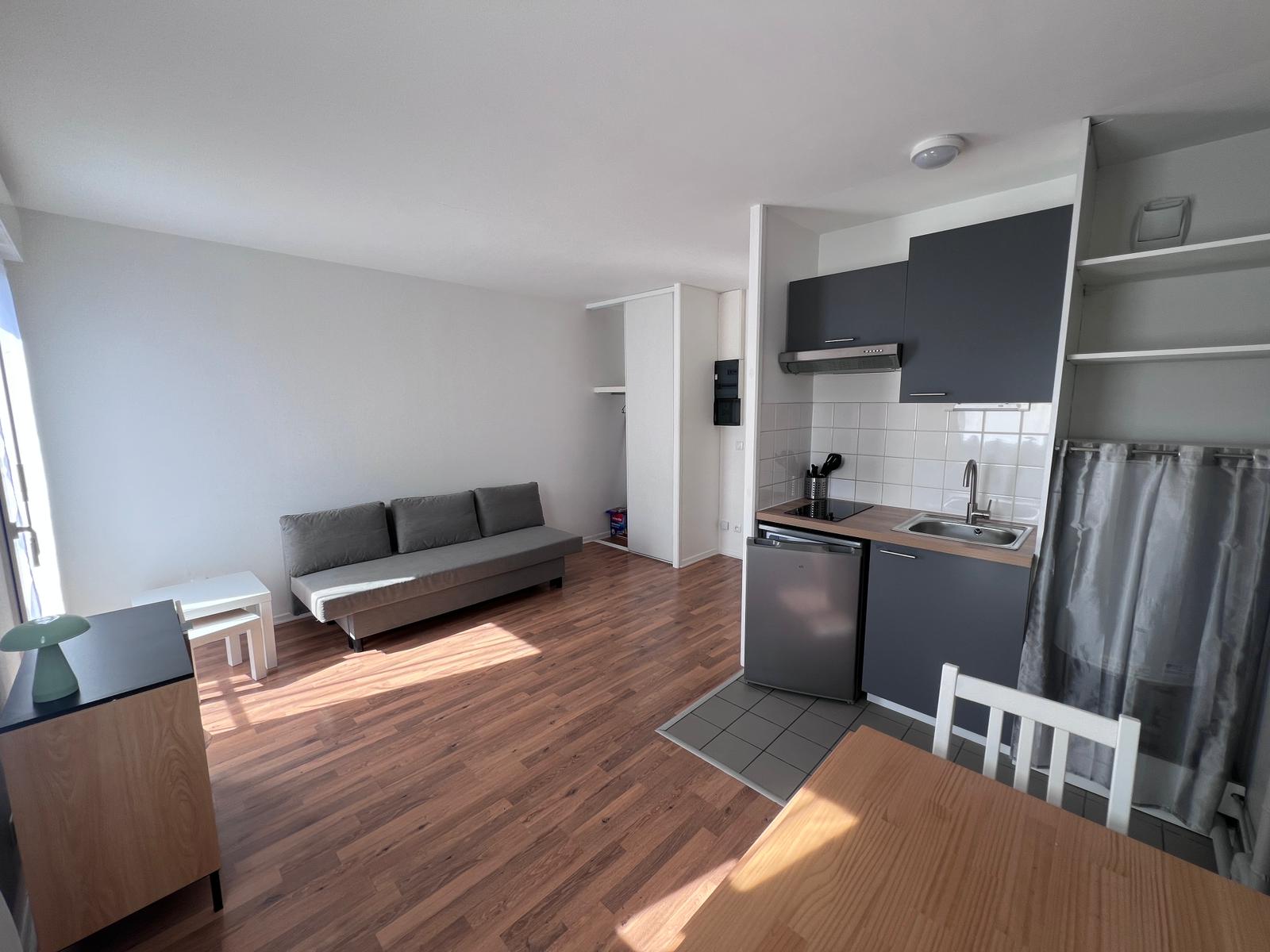 Chambre Rue Dom Bouquet à Amiens