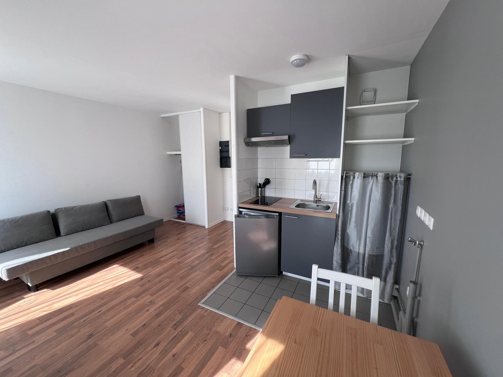 Chambre Rue Dom Bouquet à Amiens
