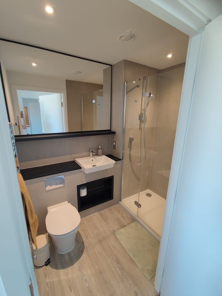 Room Civic Street in Greater London