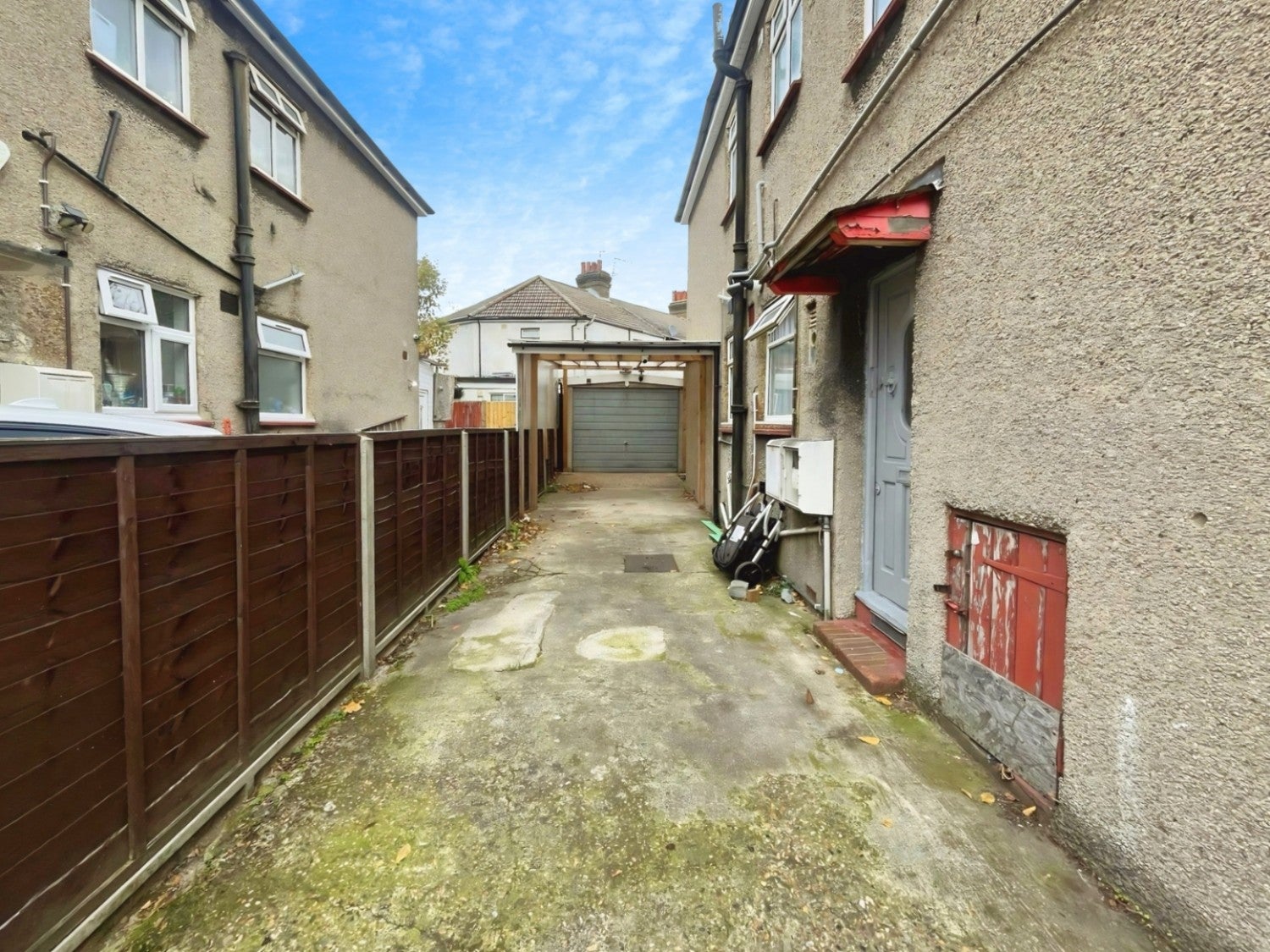 Flat Balfour Road in Greater London