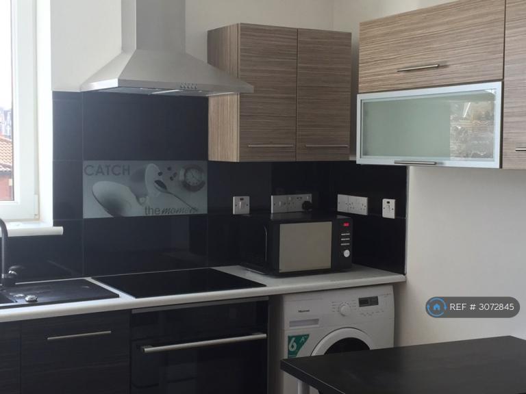 Flat Lodge Causeway in Bristol