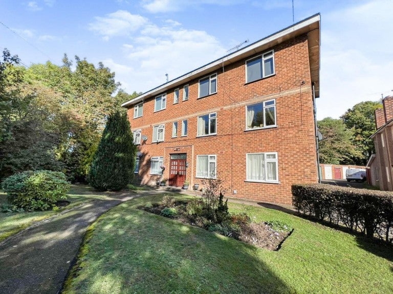 Flat Binley Road in Coventry