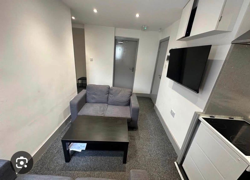 Room Bournbrook Road in Birmingham
