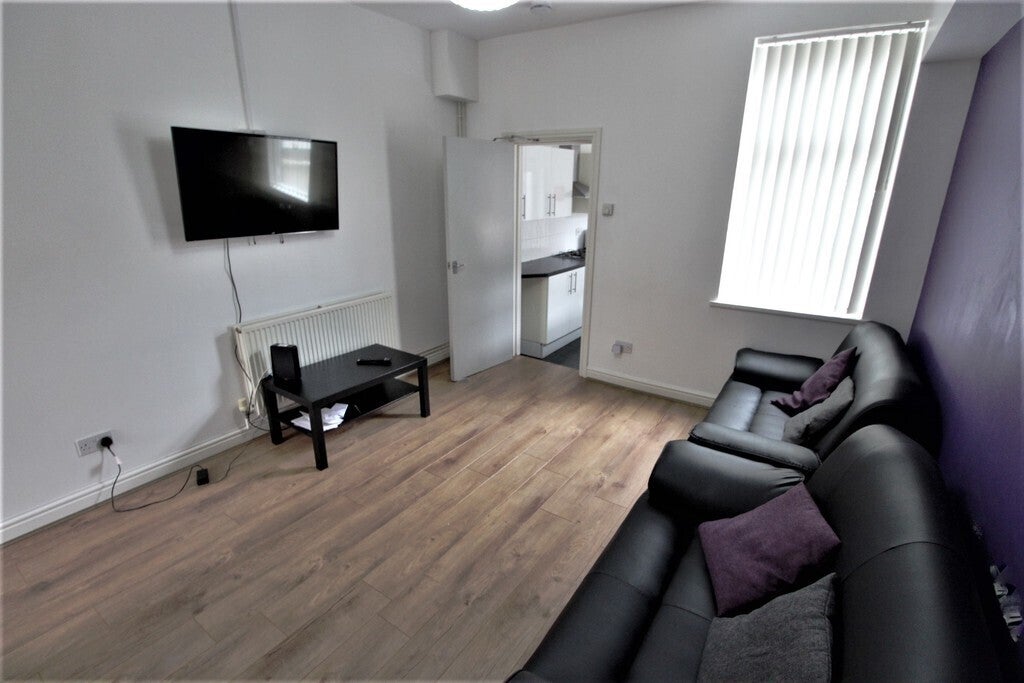 Flat Northfield Road in Coventry