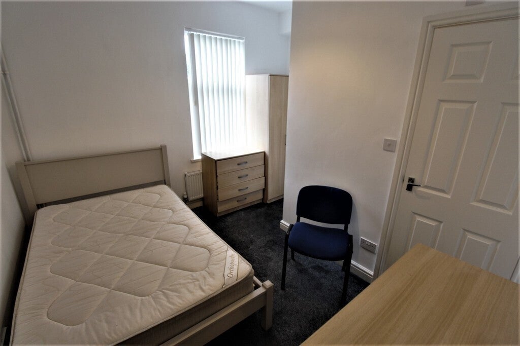 Flat Northfield Road in Coventry