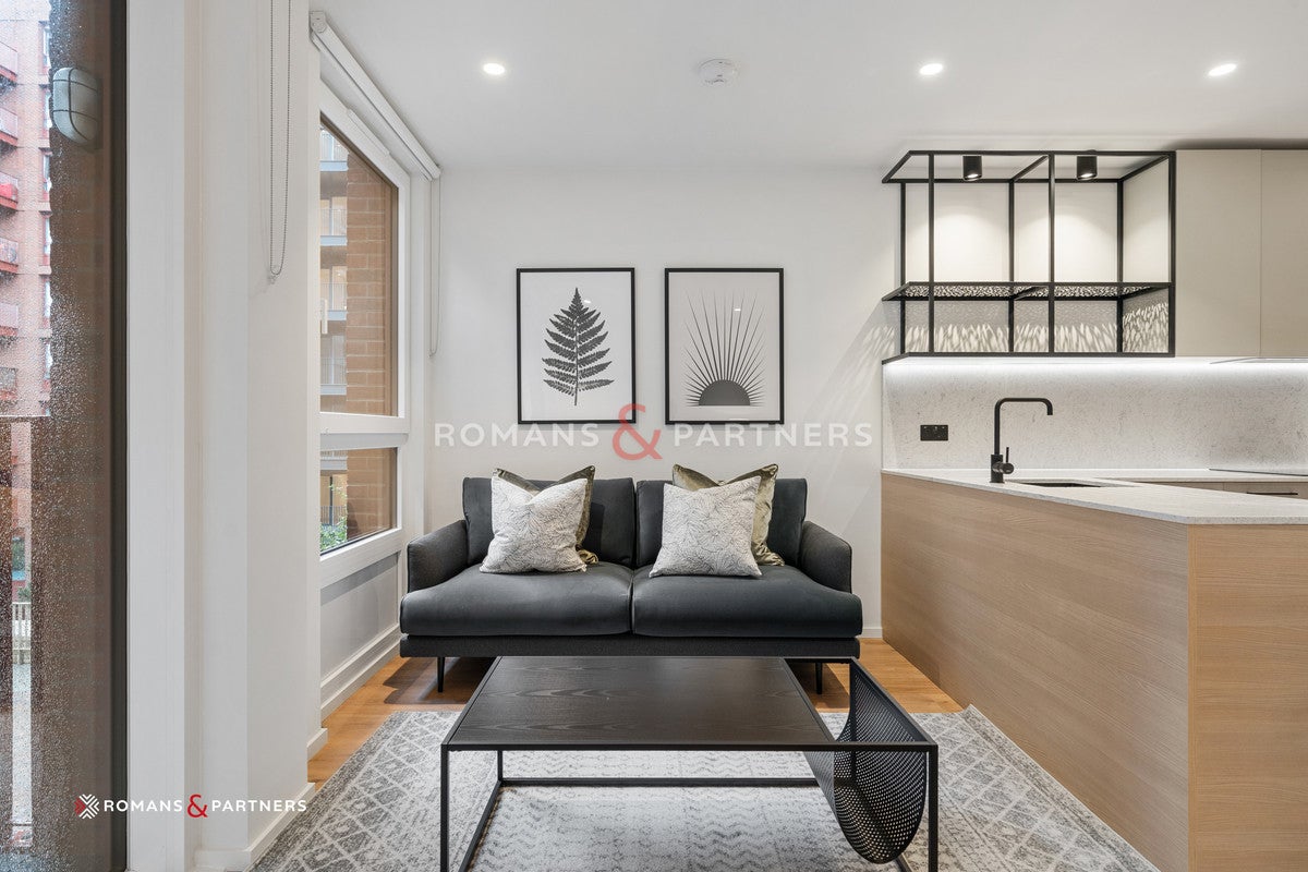 Flat Hemlock Street in Greater London