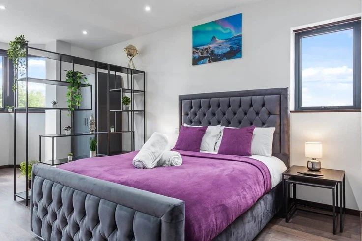 Room Woodstock Road in Greater London