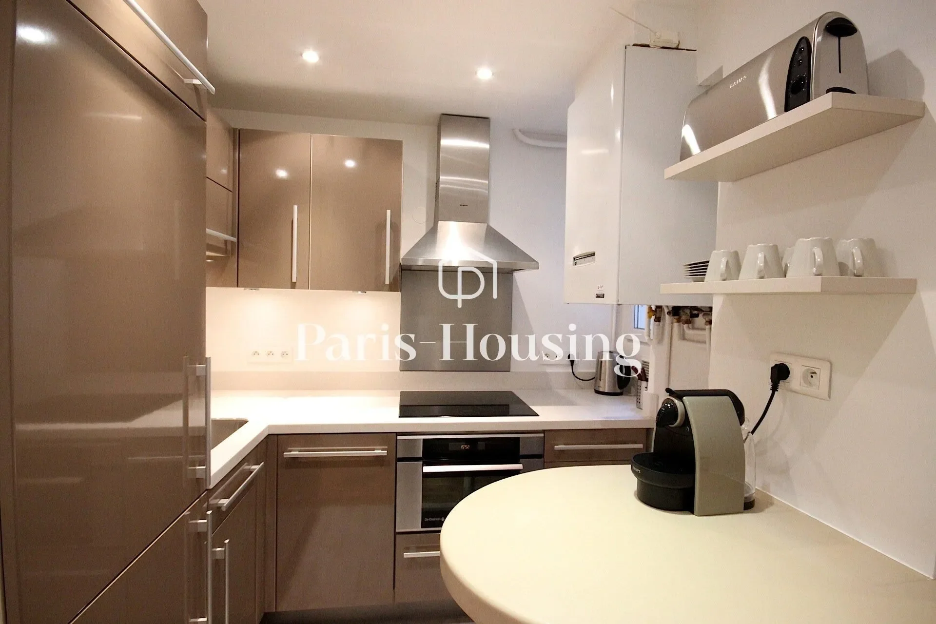 Appartement Avenue de la Motte-Picquet à Paris