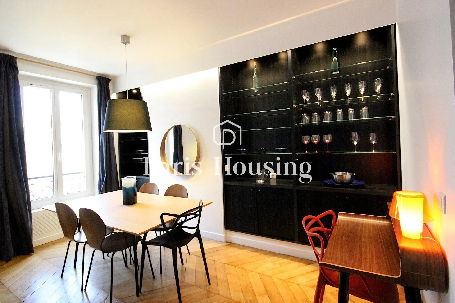 Appartement Avenue de la Motte-Picquet à Paris