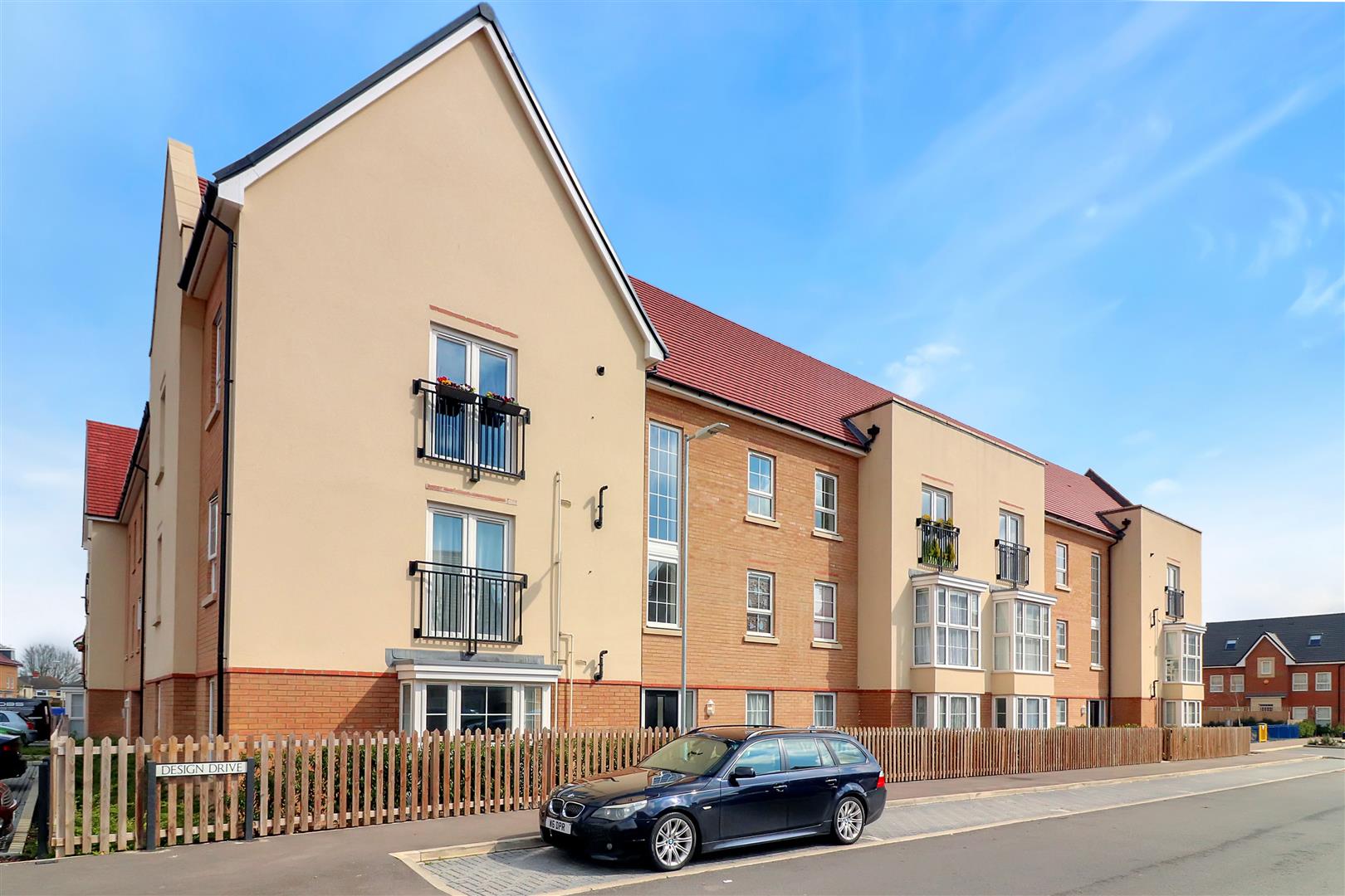 Flat Design Drive in Dunstable