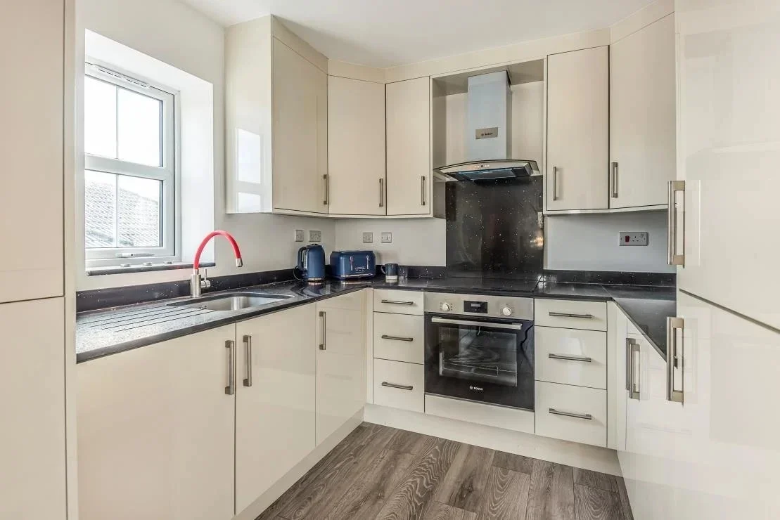 Flat Kitchener Road in High Wycombe