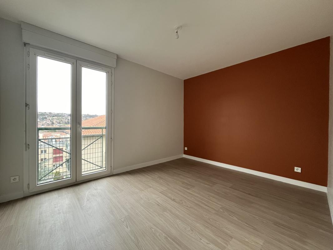 Appartement Rue de l'École Normale à Vals-près-le-Puy