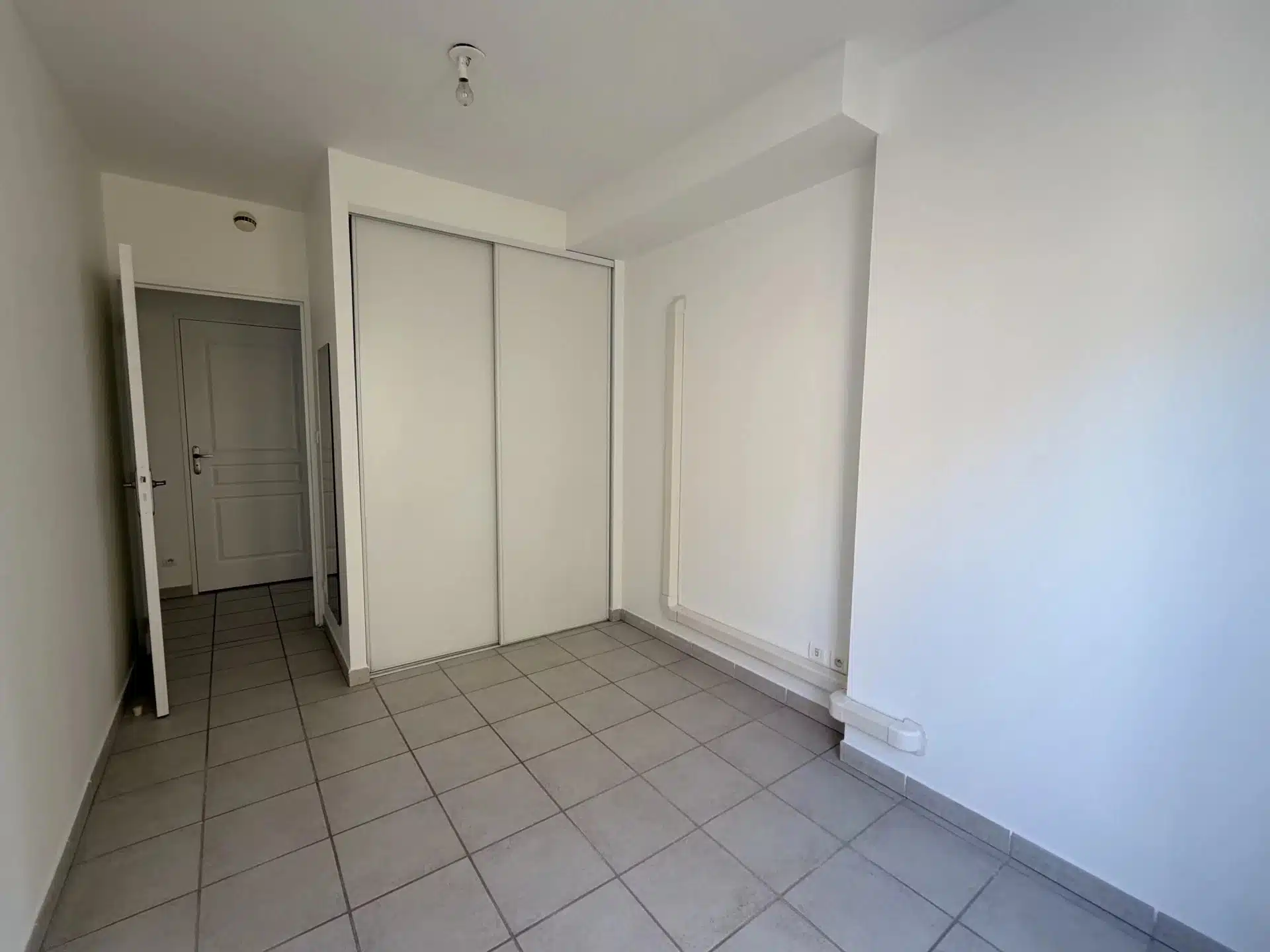 Appartement Place Charles de Gaulle à Vernaison