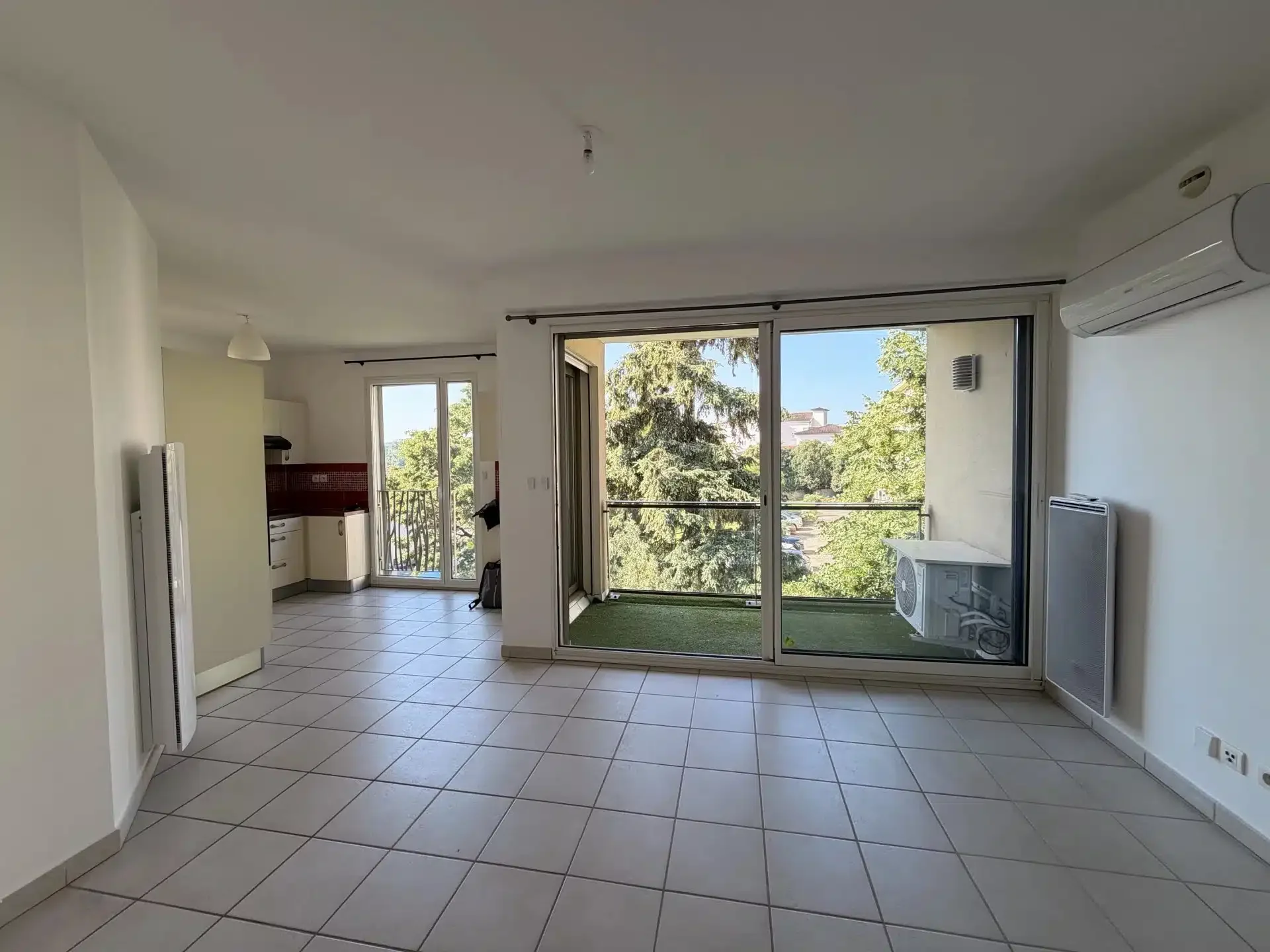 Appartement Place Charles de Gaulle à Vernaison