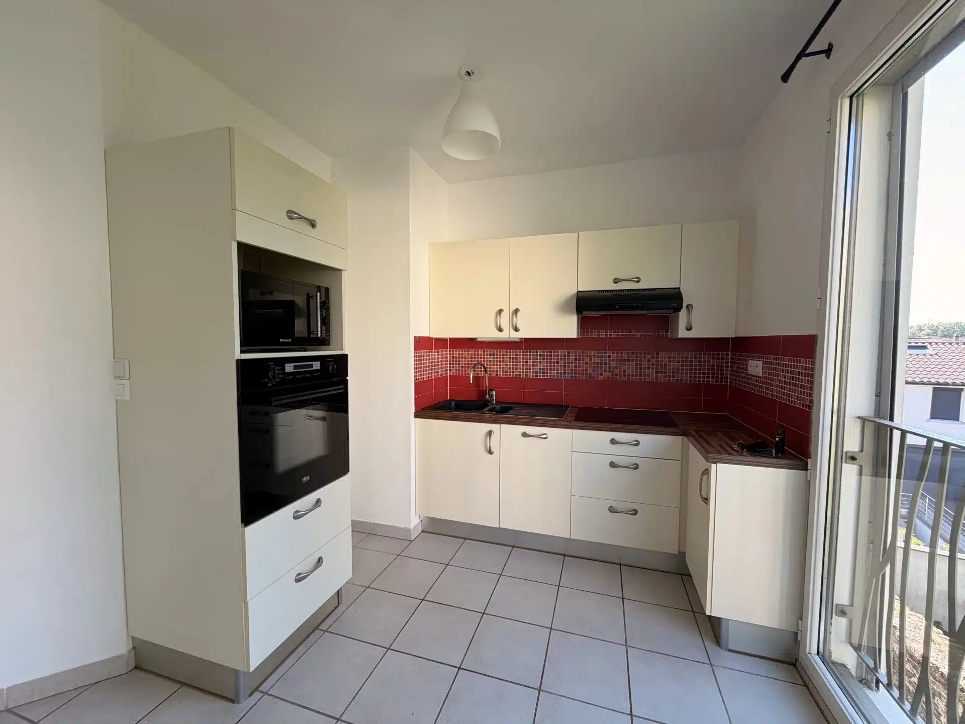 Appartement Place Charles de Gaulle à Vernaison