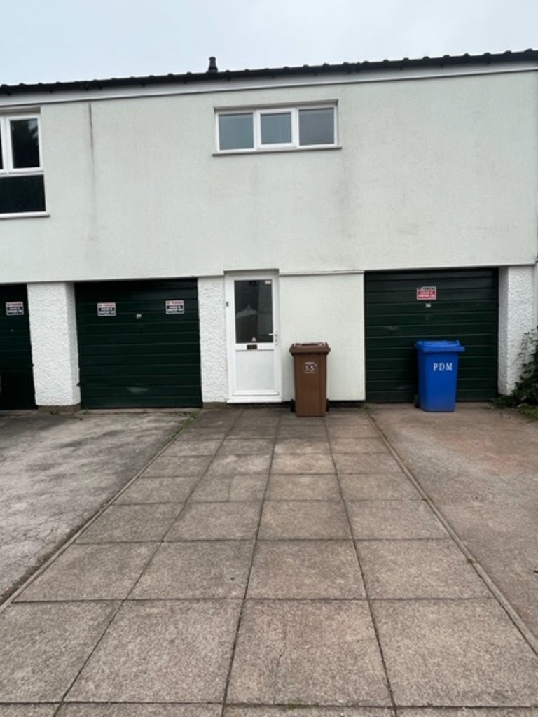 Flat Truro Walk in Chelmsley Wood