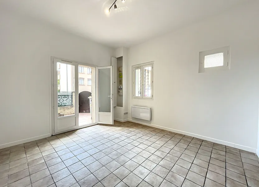 Flat Avenue Henri Pontier in Aix-en-Provence