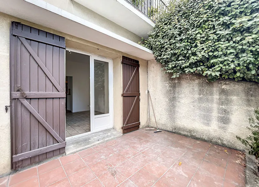 Flat Avenue Henri Pontier in Aix-en-Provence