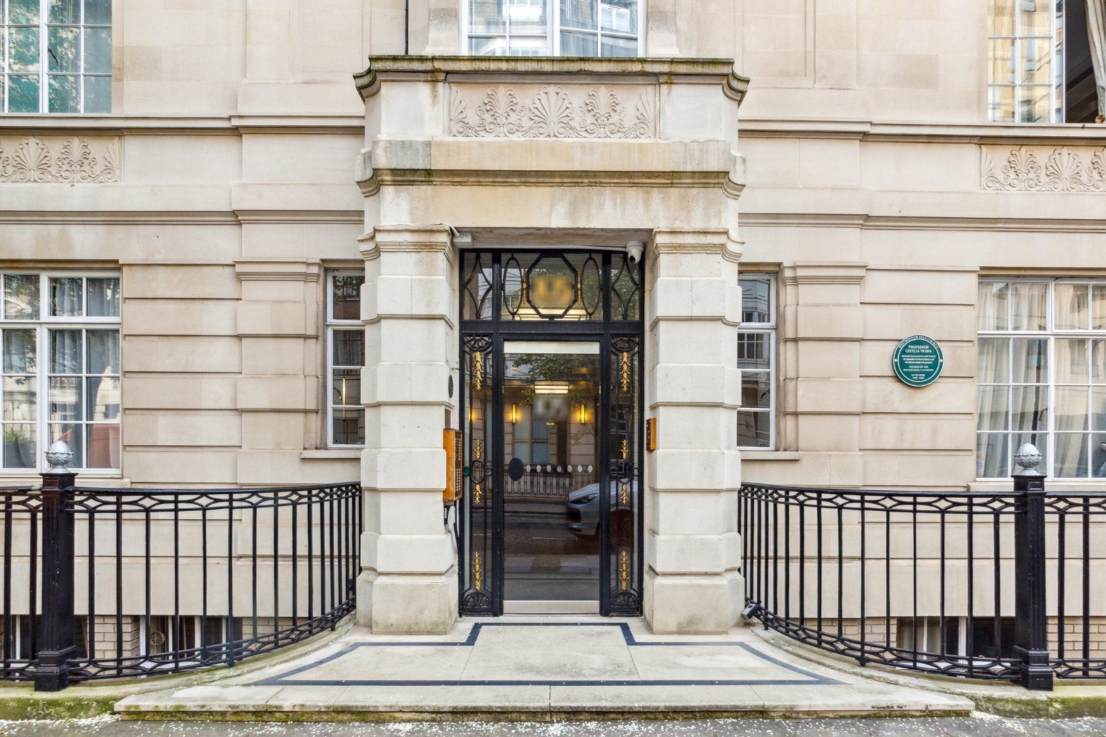 Flat Hallam Street in City of Westminster