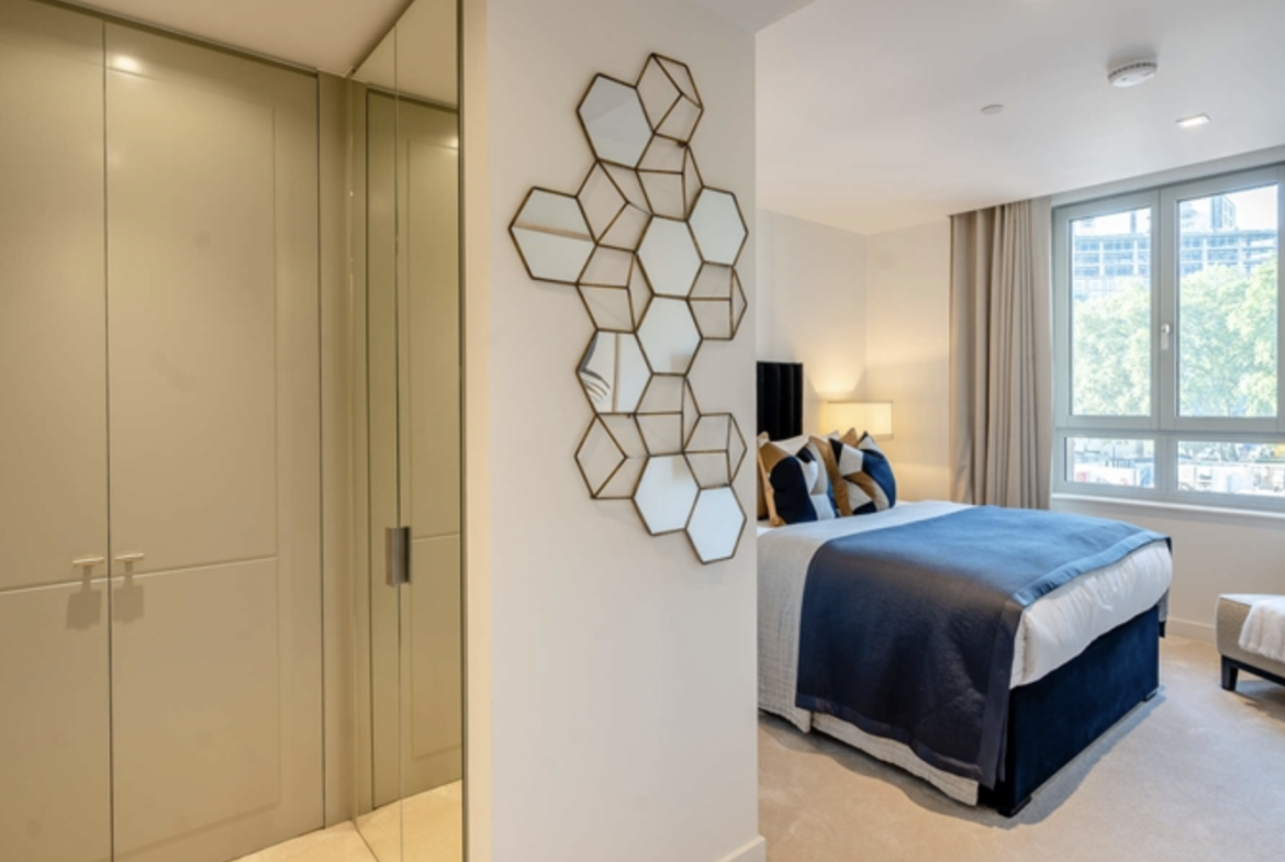 Flat Edgware Road in London