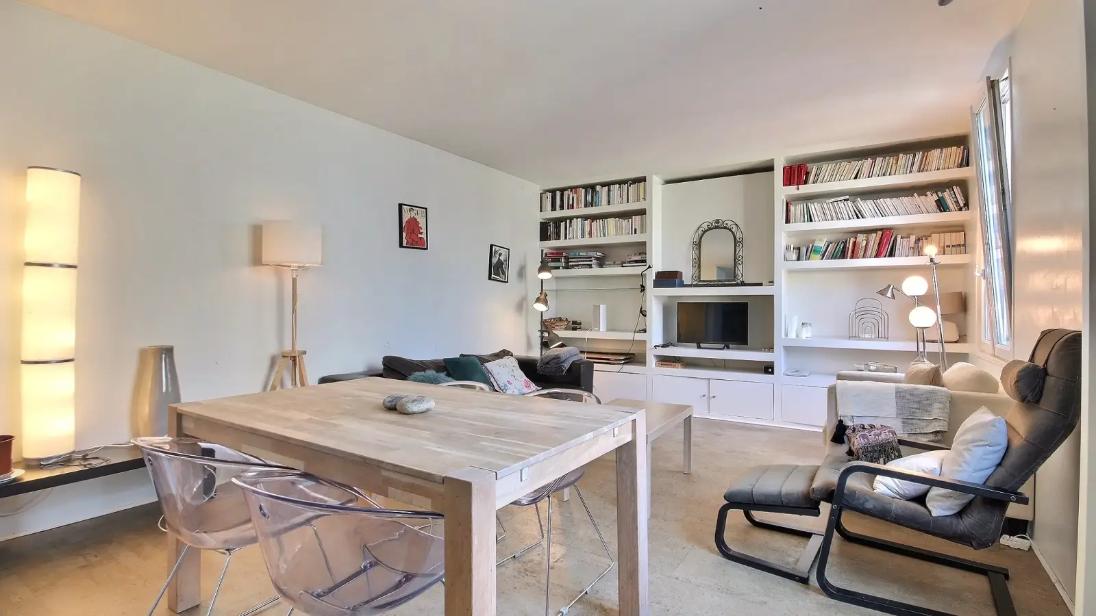 Appartement Rue de la Roquette à Paris
