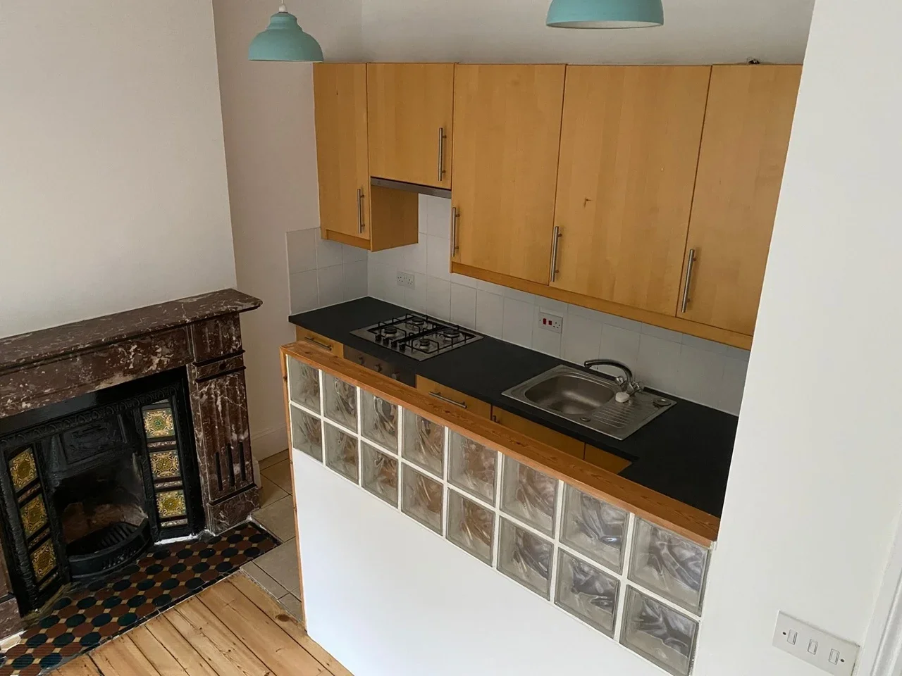 Flat Loampit Hill in Greater London