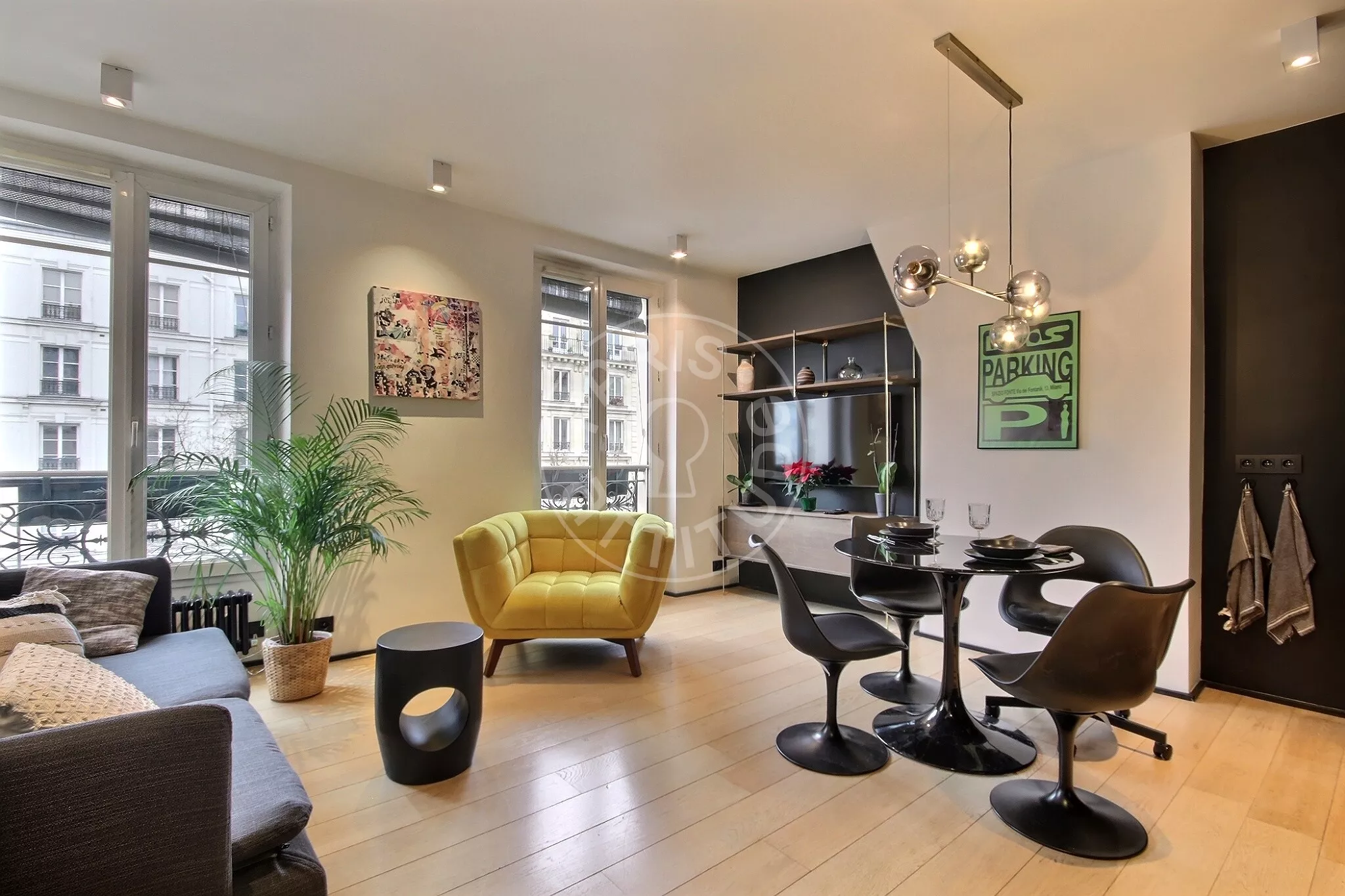 Flat Avenue Parmentier in Paris
