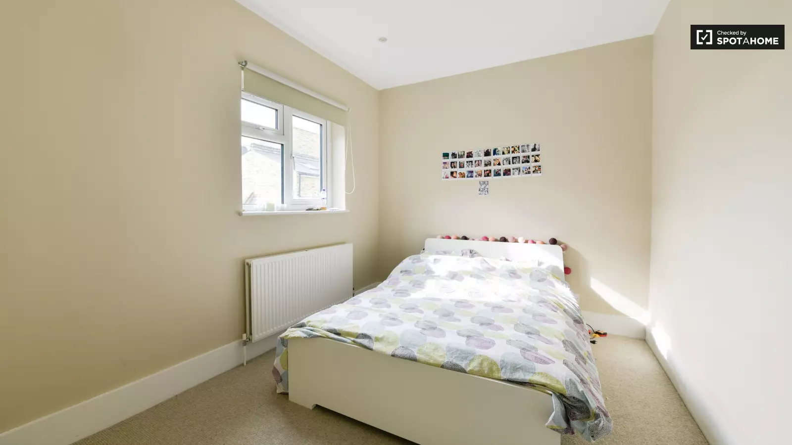 Flat Brookville Road in Greater London
