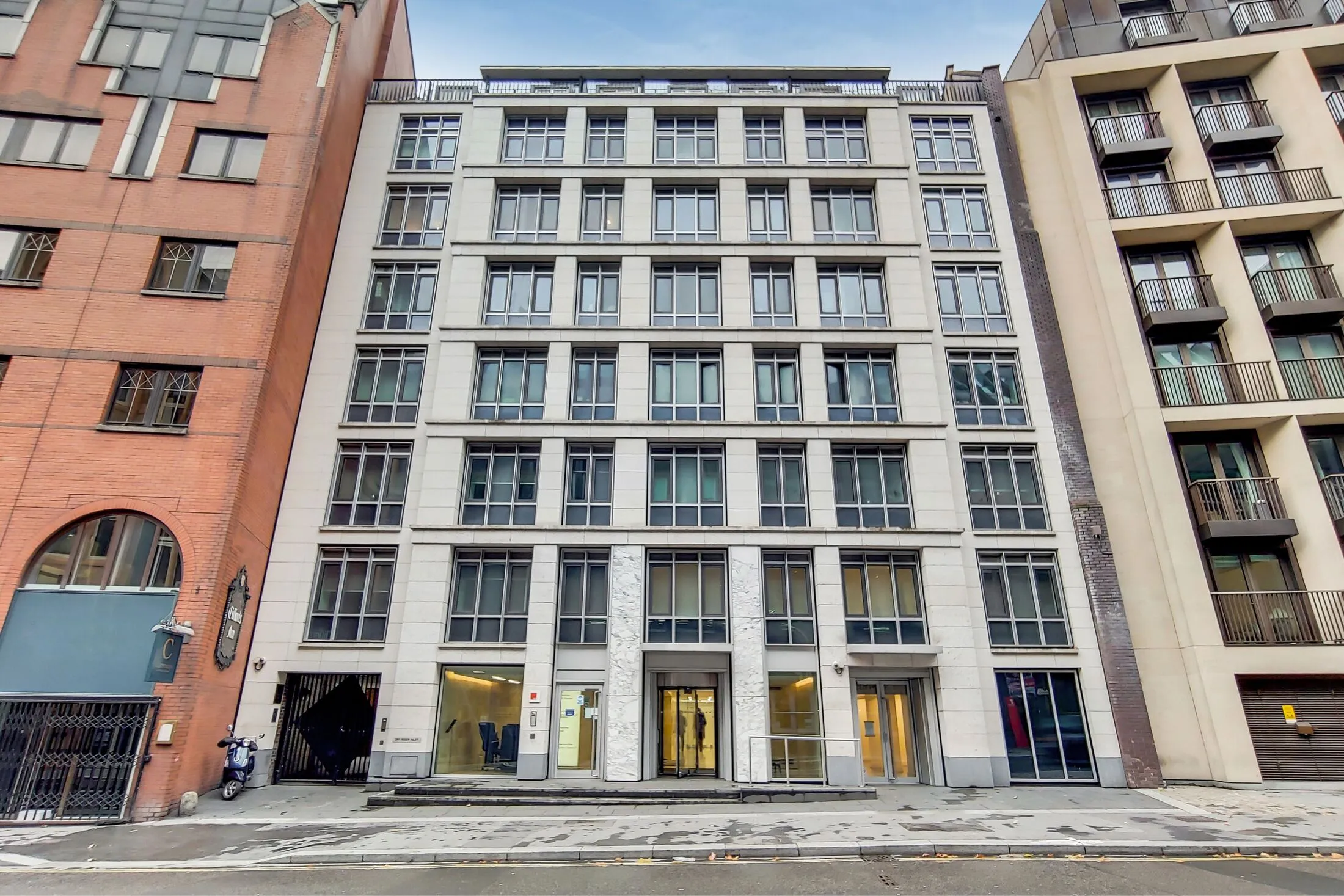 Flat Footpath to rear Cliffords Inn in City of London