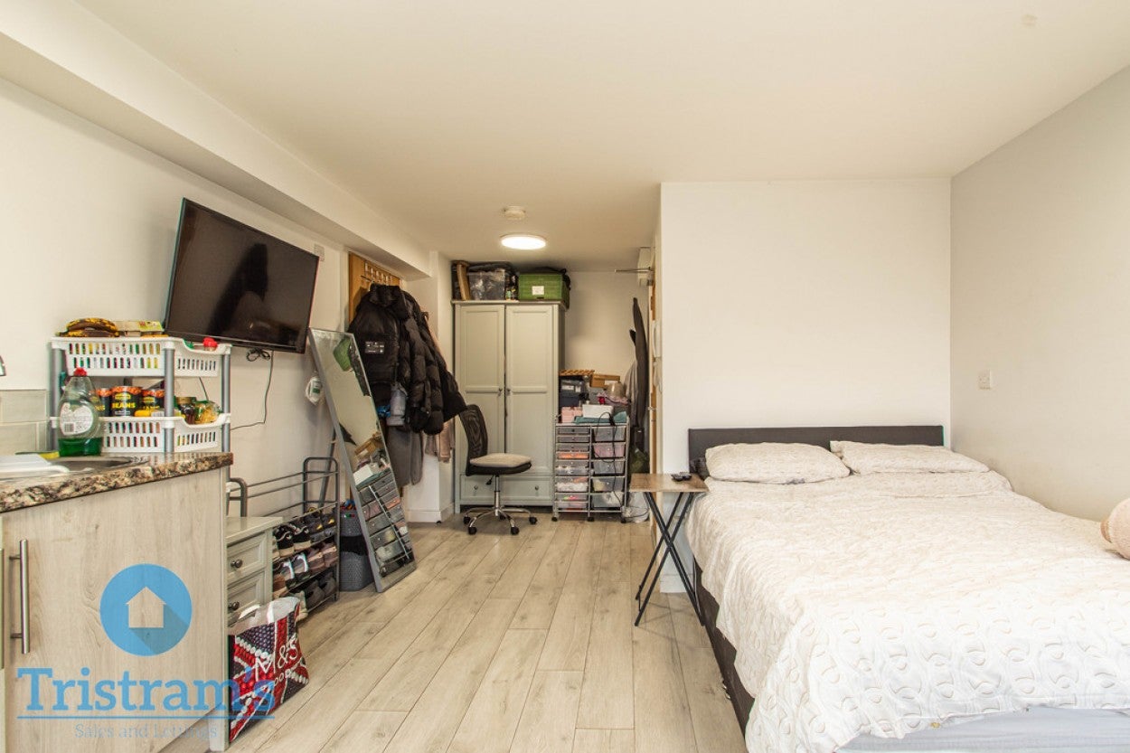 Room Thurland Street in Nottingham