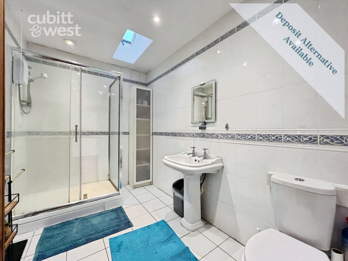 Room Ladies' Mile Road in Patcham
